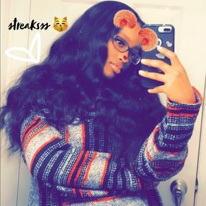 Meet your Posher, Alisha